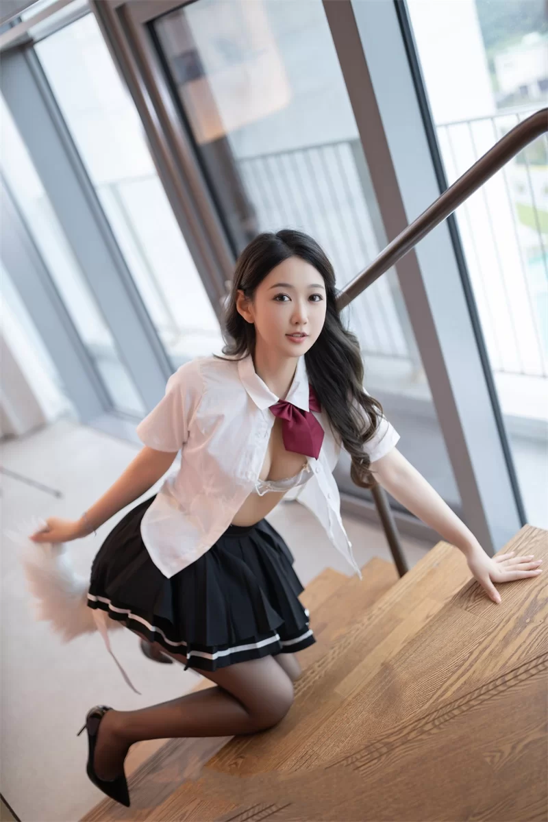 高颜值美女 秀人网 唐安琪❤ 性感尾巴 开档珍珠内裤 创可贴逼 肛塞【91P/2V+1.8G】