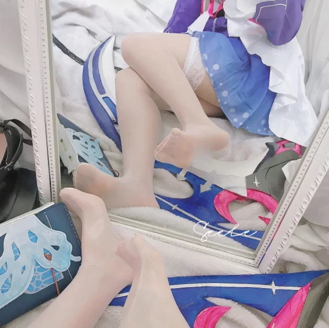 国产coser Seele麦麦 - 希儿幻海梦蝶 168P-452M【168P+452M】