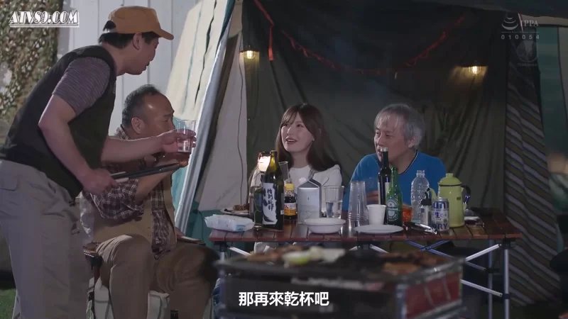 中文字幕 中文字幕一币白嫖露營帳篷裡被數次中出的人妻影像【1+3.13G】