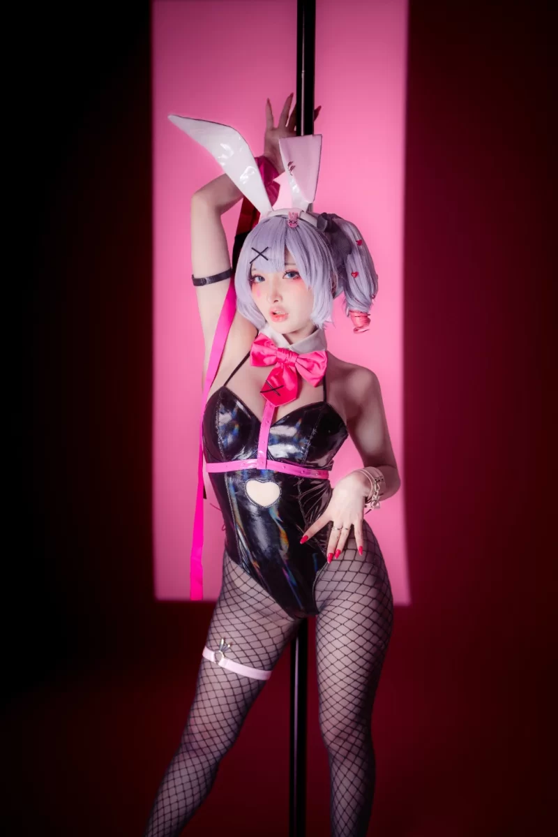 国产coser fantasy factory小丁初音兔子洞【53p+600m】
