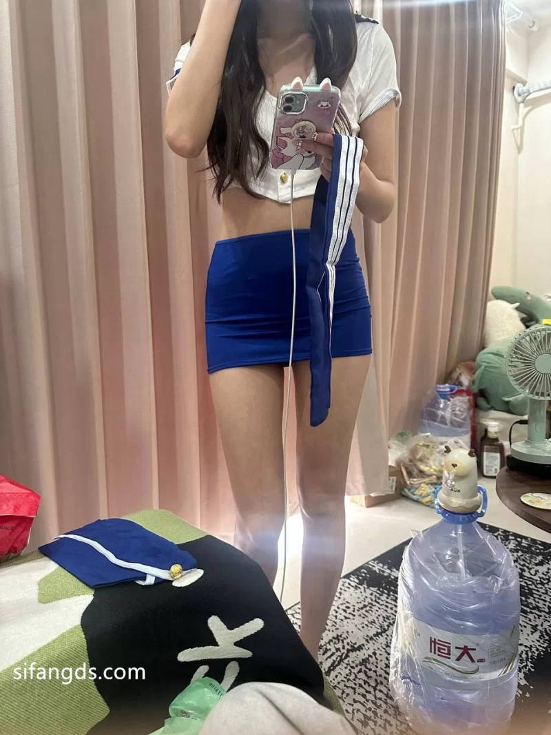 美女御姐 2025年4月流出，大神[we7782]约啪多位极品女主福利，露脸【225v+3.37g】