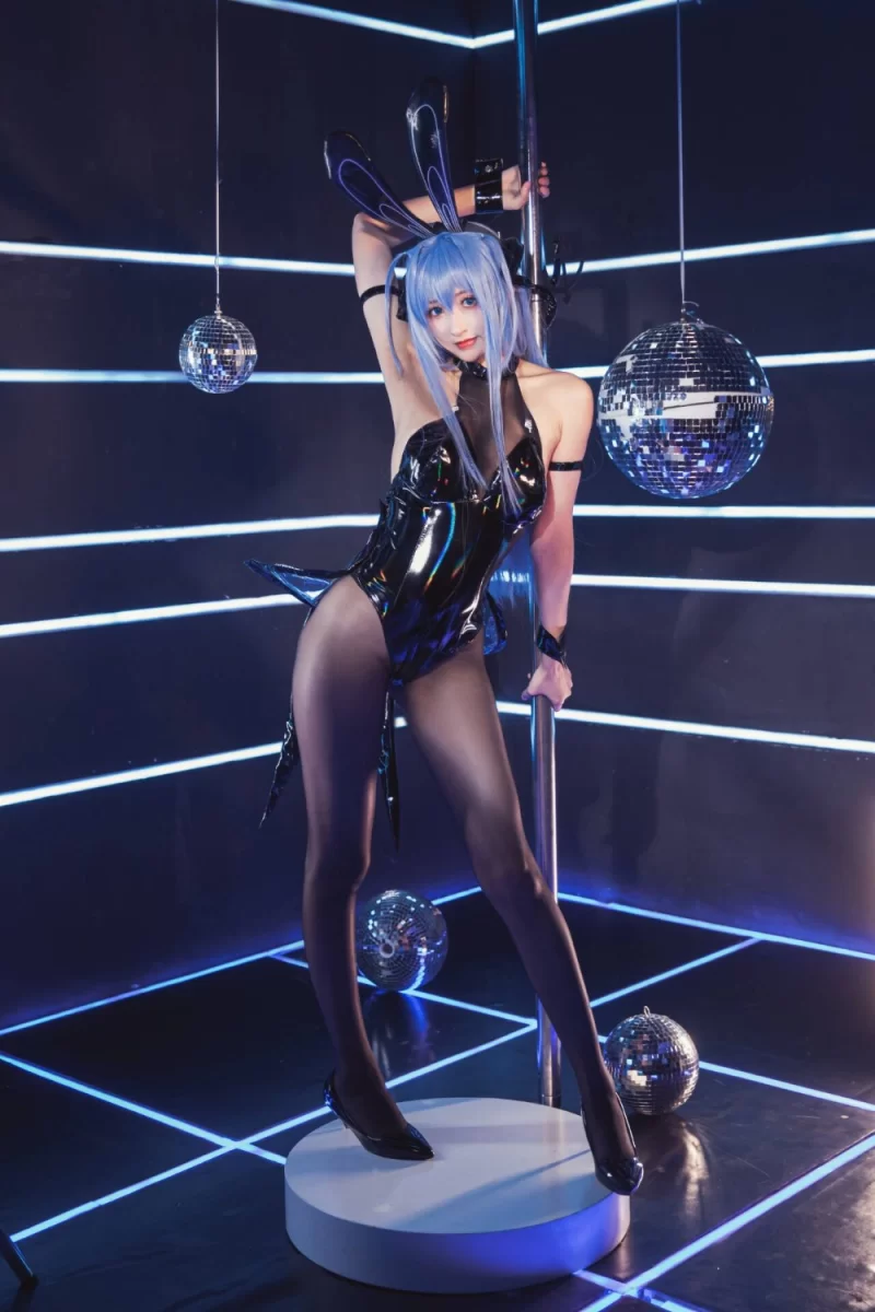 国产coser 冬马路纱－新泽西兔女郎 [35P-424MB]【35P+424M】