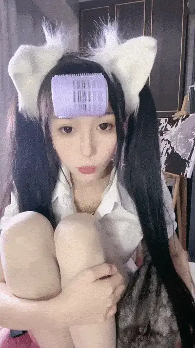 高颜值 绝对极品！清纯系天花板！双马尾顶级美少女，纤细美腿【2+4154MB】