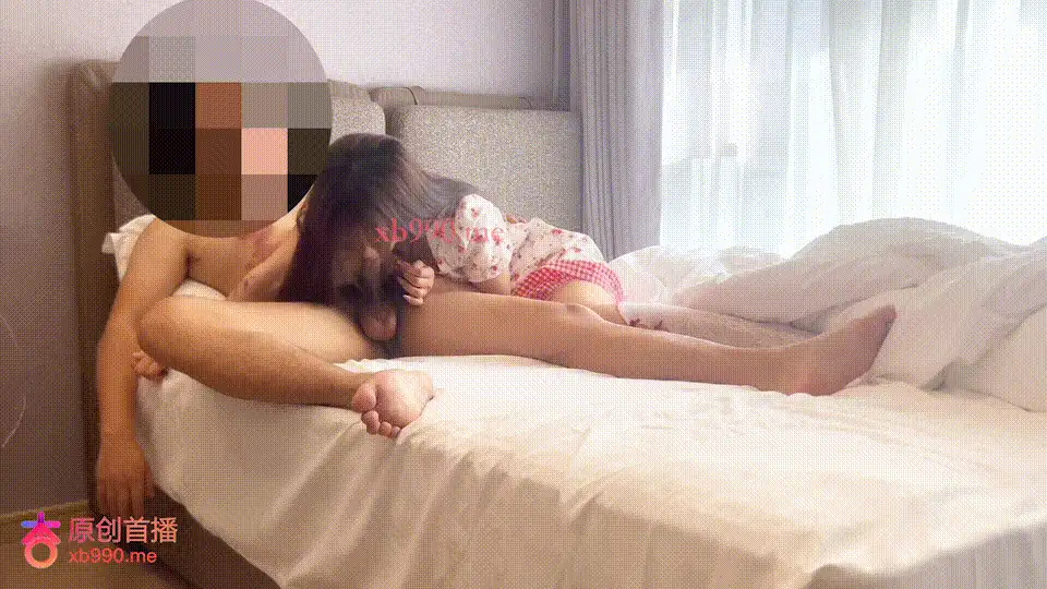 自拍 今天约了一个18岁的小妹妹，身体柔软皮肤滑，挺嫩的女孩【1v+745M】