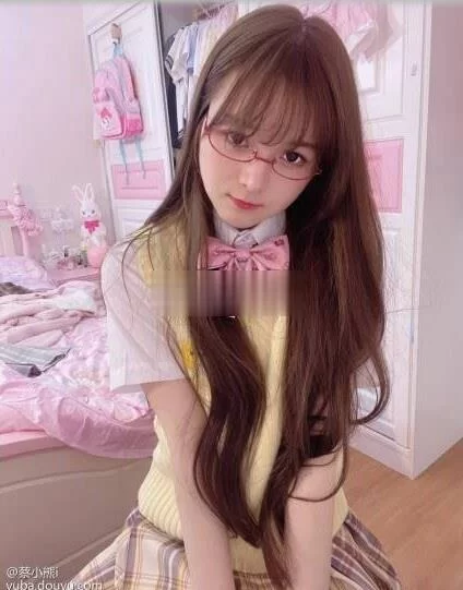 御姐 ⭐优-全-帮搬✅斗鱼蔡小熊 会员福利✅【56V+13.3GB】
