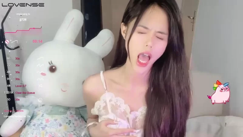 美女御姐 stripchat-网红主播-抖奶-艳舞-御姐梦娜【1v+279m】
