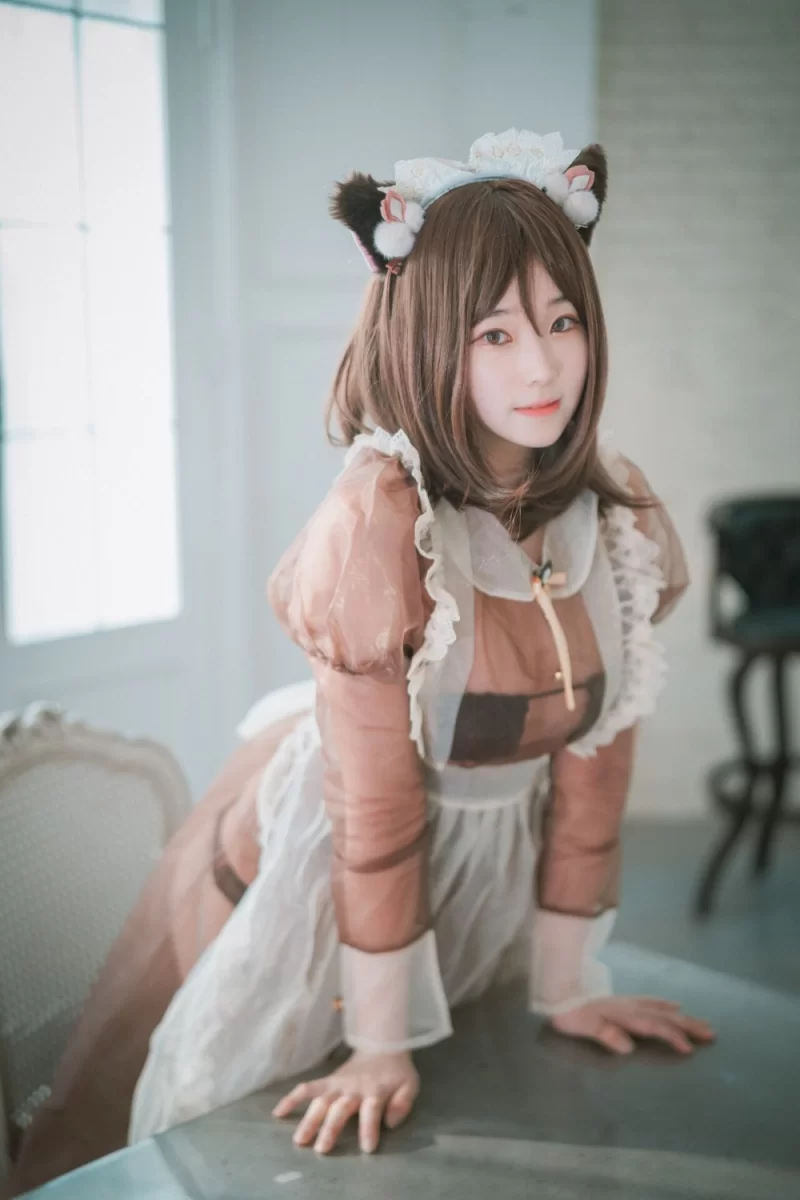 日韩coser Bambi (밤비) Pure Marron (Maid) [44P 449MB]【44P+449M】