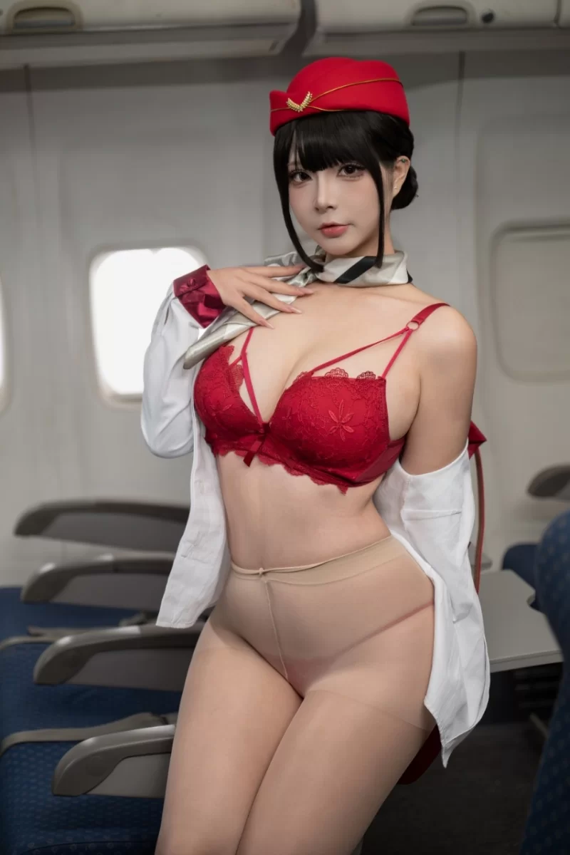 福利姬 yuuhui玉汇 - 升舱服务精美套图【2v128p+1.24G】