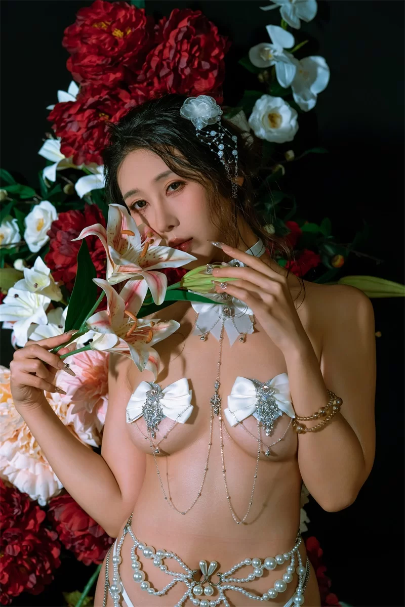 高颜值美女 云溪 奶桃桃-珍珠  大奶诱惑性感女神【68P+780M】