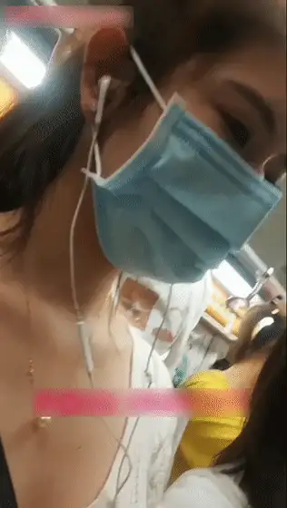 自拍 [某房重磅]稀缺顶臀系列 三人围猎把女神顶哭【28v+3.4G】