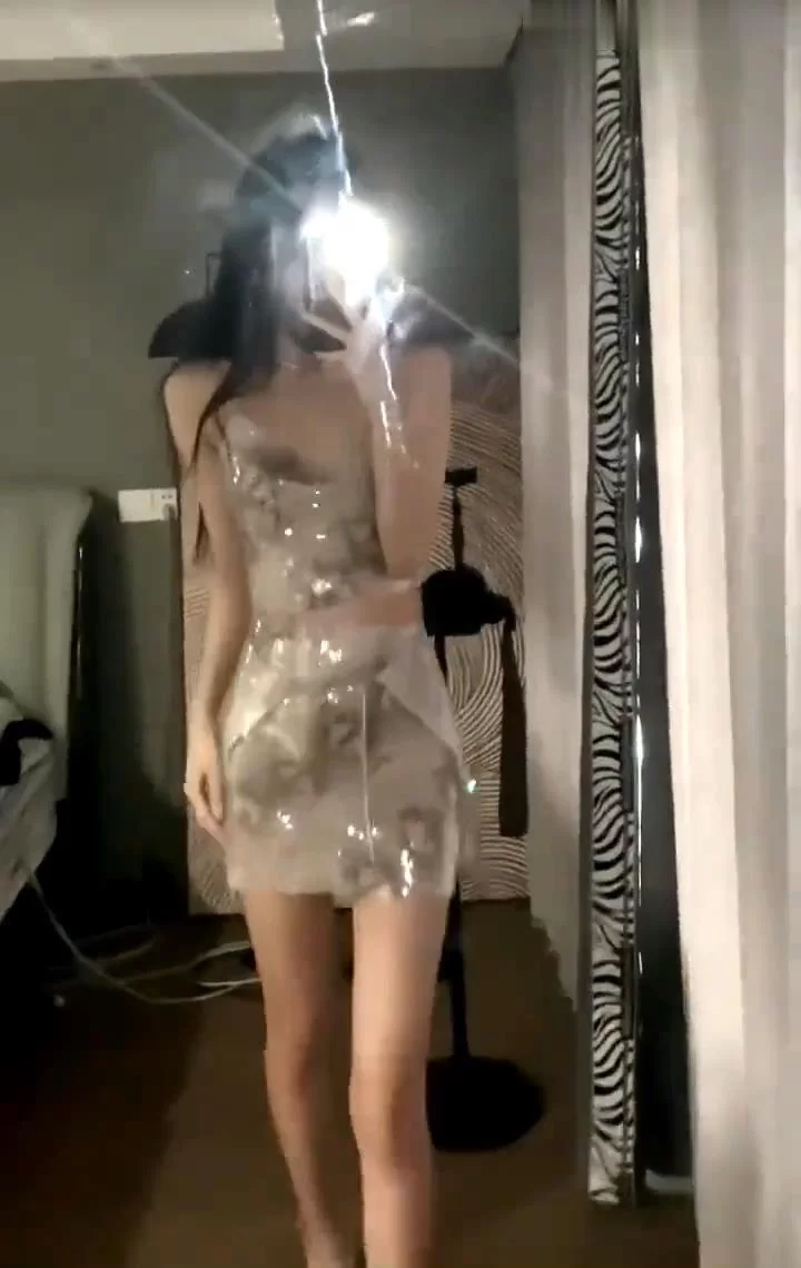 熟女少妇 NTR癖绿帽男，95后完美炮架女神老婆，邀请各种单男操逼3P【108v+22p+820m】