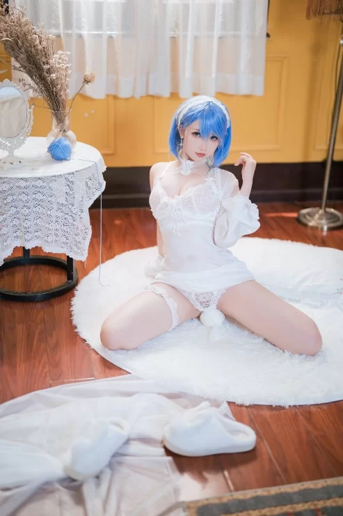 国产coser 面饼仙儿 - 碧蓝航线 恰巴耶夫睡衣 43P-336M【43P+336M】