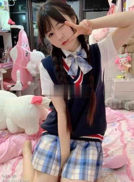 御姐 ⭐优-全-帮搬✅斗鱼蔡小熊 会员福利✅【56V+13.3GB】
