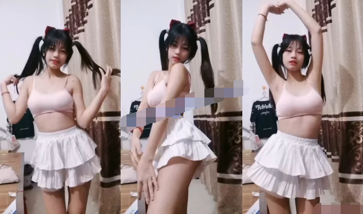 美女御姐 超極品良家妹子[小婧]先跳裸舞誘惑男友~然後直播被爆肏【2+2049MB】