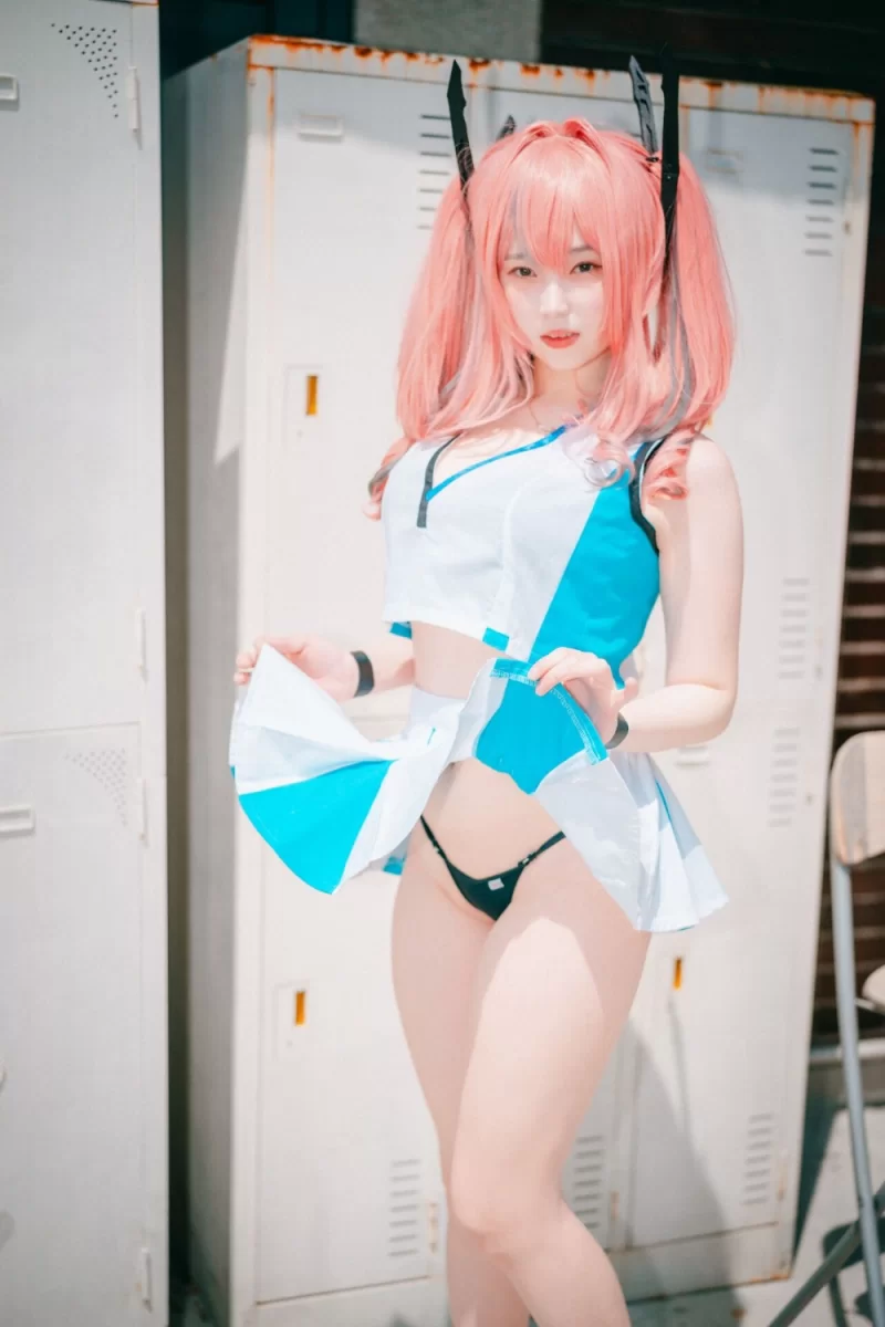 日韩coser Bambi (밤비) USS Bremerton (Azur Lane) Scorching-Hot Training [77P 921MB]【77P+921M】
