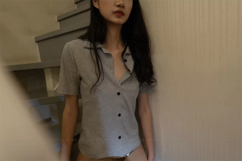 自拍 [iss尤好物]极品学生妹，[酱酱]内部私定，绝美小仙【1+1222MB】