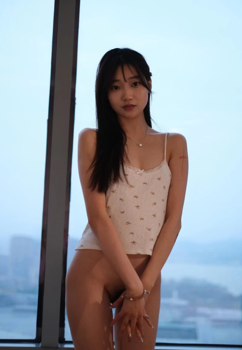 国产模特 国模 美女写真 4K原版 无水印私拍系列合集【13套+45G】