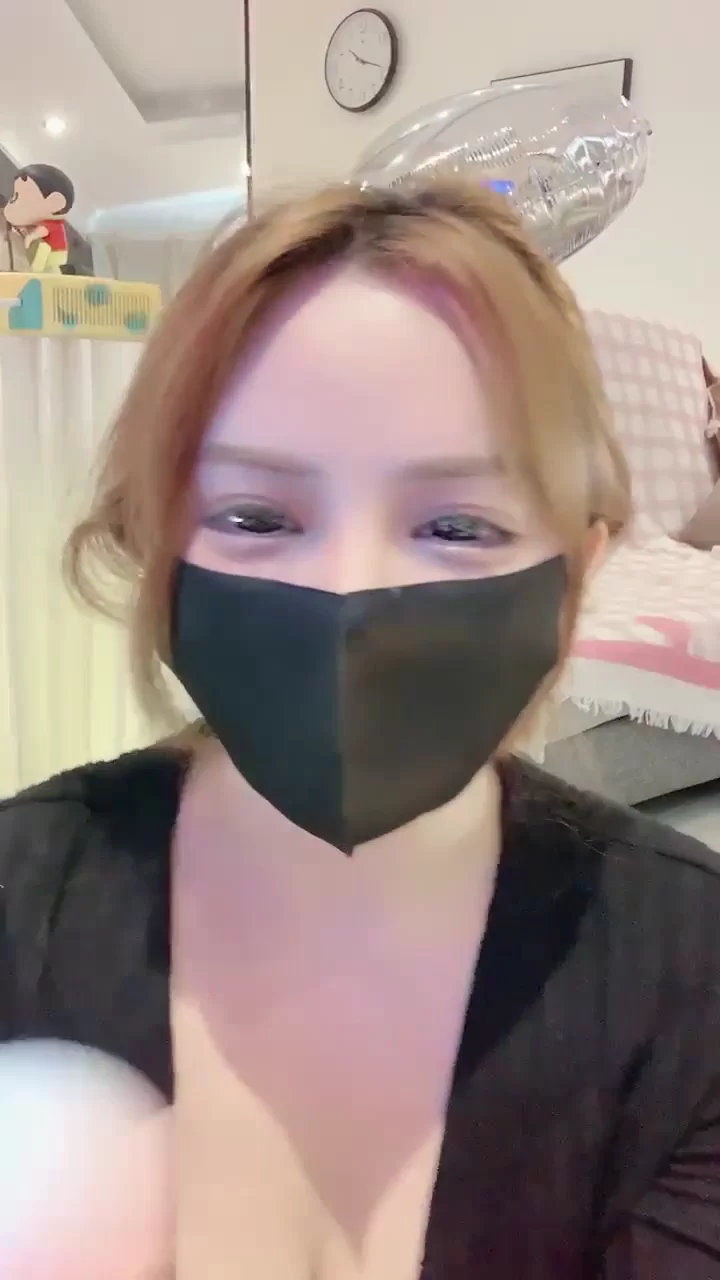 自拍 ❤️血荐四川巨乳女神 最强一期[炸土豆]经后水足 激烈狂喷【4V+4.1G】