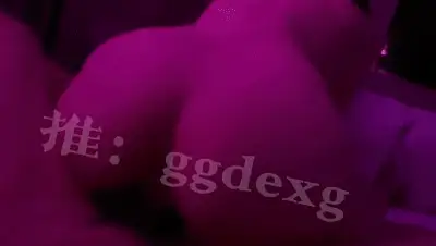 合法萝莉 需要一只这样的全能小母狗吗？会舔会露,带着她可以满足你【300P44V+1.3G】