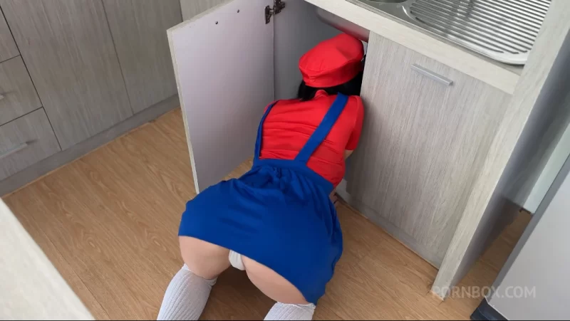 高颜值 欧美御姐SweetieFox，cosplay马里奥！【1v+584m】