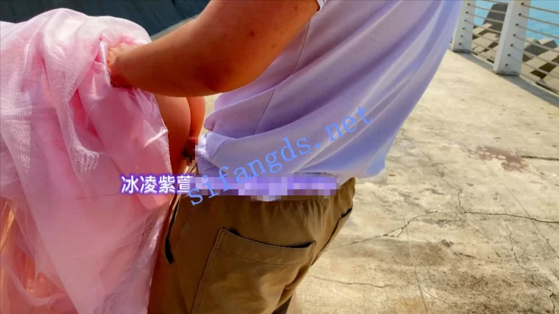 福利姬 [重磅核弹]极品媚黑萝莉人妻[冰凌紫萱]付费福利(2)【99v+29.8g】