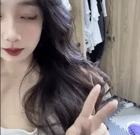 各种门 惠州卫生职业技术学院校花❤️谢燕婷❤️颜值甜美如白【2v21p+239M】