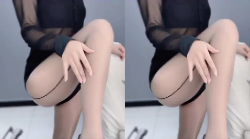 ASMR 桃子-灰丝手活+口活【1+221.85MB】