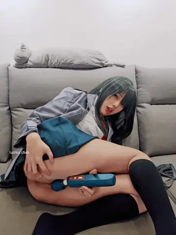 自拍 慕慕Momo 8K [自慰+啪啪] 19分钟 蛙吹梅雨_學生服 Asui Tsuyu【27p+3v+2.01G】