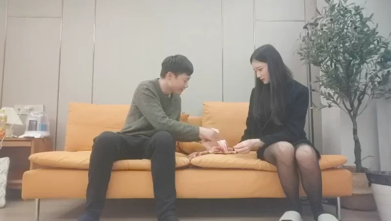 自拍 哥是个传说 探花约啪长腿嫩模，口交舔蛋蛋，抓着头发后入猛操[【1v+800M】