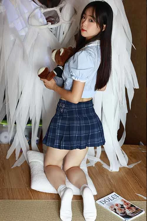 美腿/足控 绮梦摄影-Aubrey-JK超短裙棉袜裸足美腿【267p1v+1.45G】