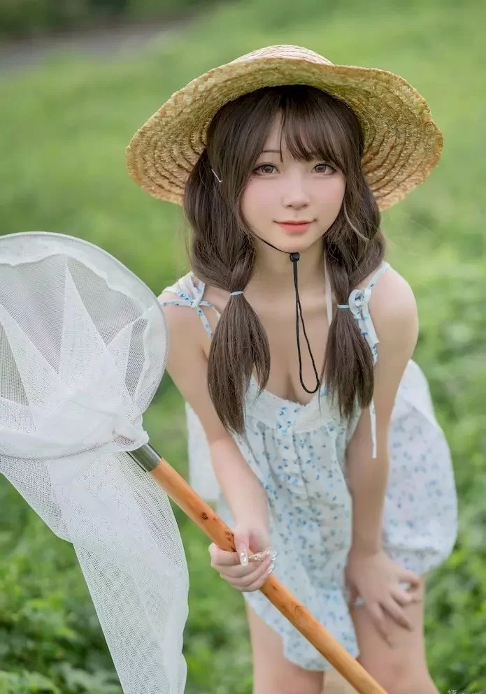 国产coser 花铃写真合集【npv+31.6g】