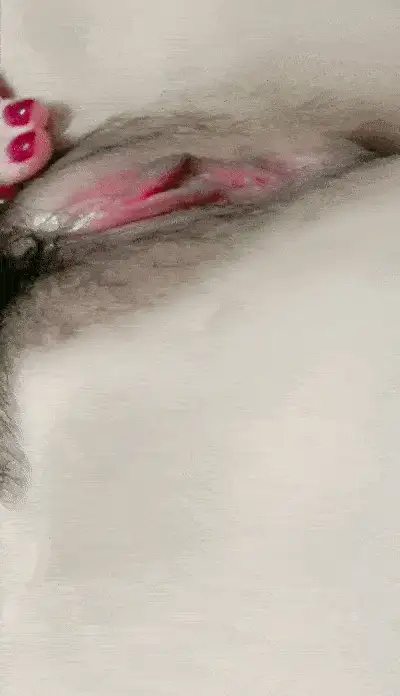 高颜值 近期下海美女小姐姐！性感睡衣居家誘惑！翹臀多毛騷穴【1+725MB】