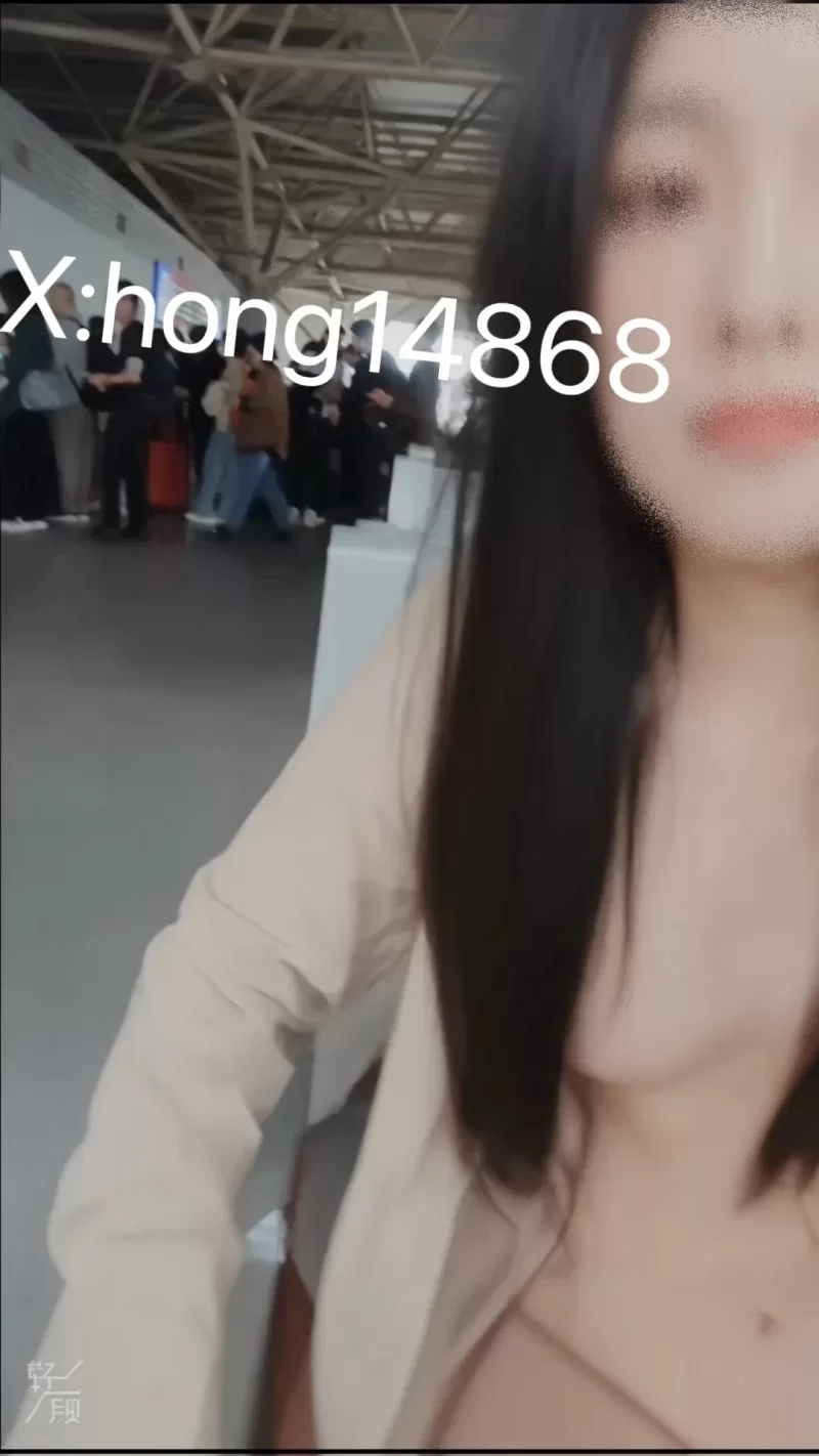 自拍 一个有露出癖的美女医生！【1+530m】