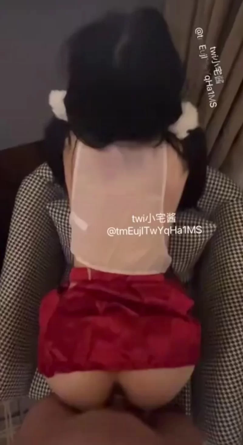 自拍 推特大奶萝莉 小宅酱 角色COS抖音风裸舞粉嫩穴展示啪啪【128v+2.75G】