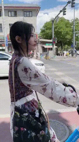 自拍 摄影大神[林希威] 高颜值模特露脸 户外露出 全裸人体【81v2840p+1.4G】