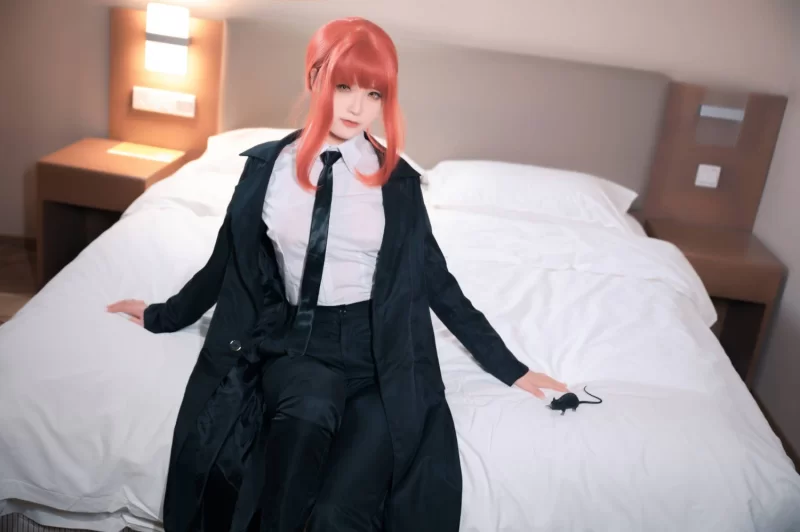 国产coser Quan冉有点饿 电锯人 玛奇玛[22P-169.1M]【22P+169M】