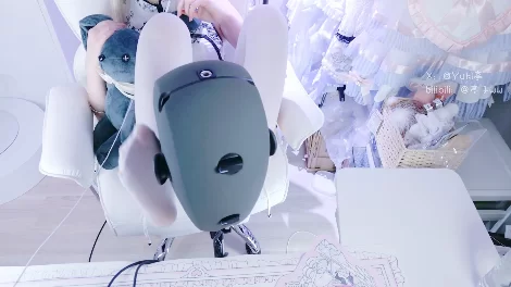 ASMR 亭子ww_穹,妹给笨蛋哥哥脚踩和轻语亲亲【1v+643m】