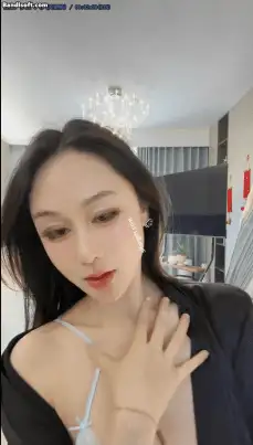 自拍 [抖音 L.露]巨乳丰满女神 真空凸点 站立透视 透裆 很顶【4V+670M】
