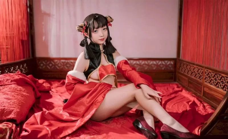 国产coser 花铃写真合集【npv+31.6g】