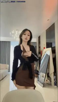 国产主播 [抖音 L.露]巨乳丰满女神 真空凸点 站立透视 透裆 很顶【4V+670M】