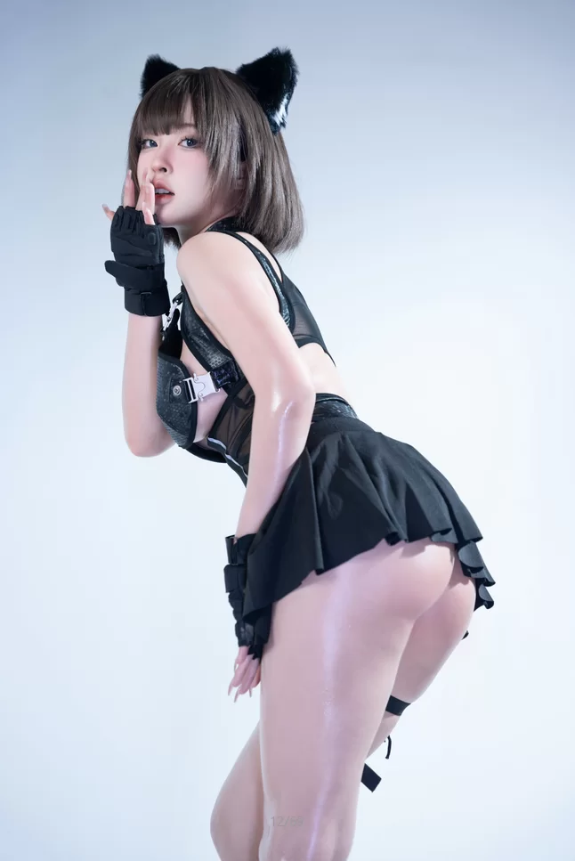 国产coser 幼愛youmeko –  全套22期[7.2G-2025.5]【760P++7.2G】