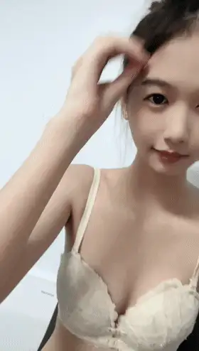 国产主播 [广州大学生]身材曼妙前凸后翘 白浆从洞洞流出的画面【6v+3.05g】