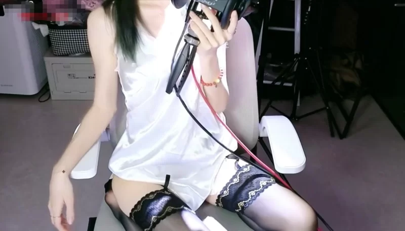 ASMR 秋水20250522嗨丝视频-多视角黑丝_口腔音_腿控足控必入【1V+150M】