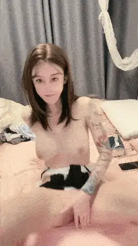 高颜值 漂亮美女 身材苗條鮑魚粉嫩 先聊聊天調調情 小穴舔了又【2+2828MB】