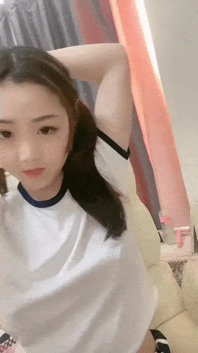 美女御姐 車模下海漂亮小姐姐！大屌插嘴直接開操！特殊視角猛怼【2+2977MB】
