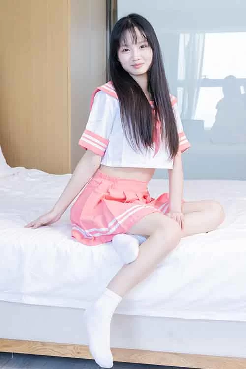 美腿/足控 袜啵啵-甜甜圈-性感超短裙、白棉袜美腿[159P-1V/1.8G百度网盘]【159p1v+1.8G】