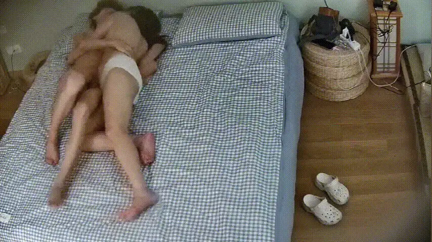 自拍 大学城附近钟点炮房偷拍反差婊大奶眼镜学妹观音坐莲男【1v+754M】
