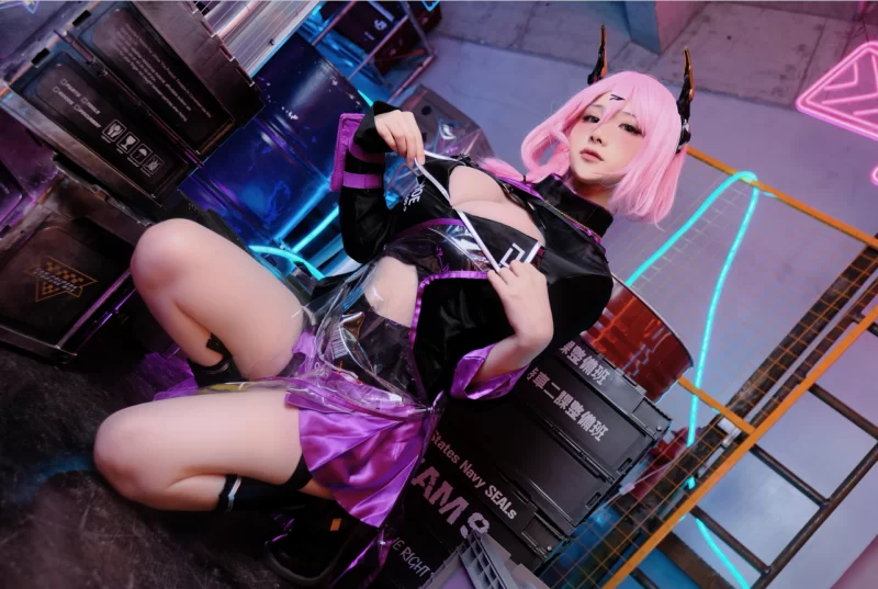 国产coser 幼愛youmeko –  全套22期[7.2G-2025.5]【760P++7.2G】