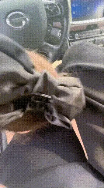 高颜值 一想到你就湿的纹身小太妹大姨妈还没走就被大鸡巴小哥【2+1803MB】