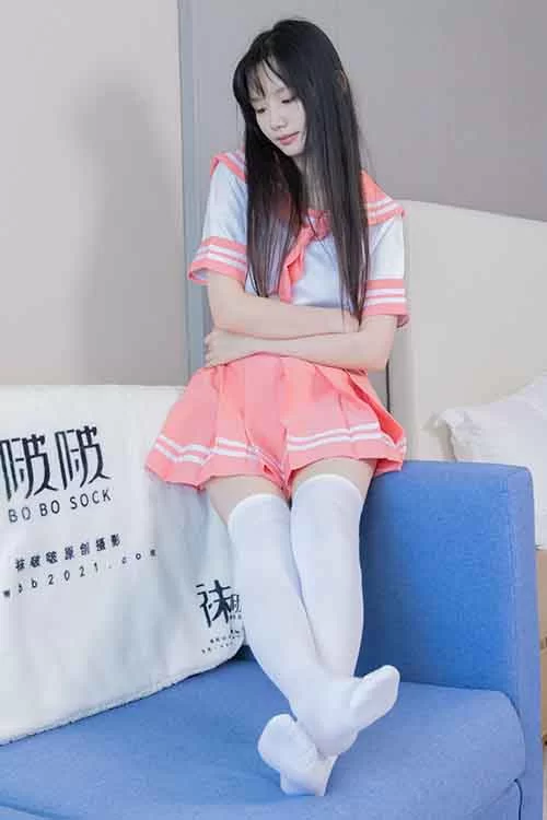 美腿/足控 袜啵啵-甜甜圈-性感超短裙、白棉袜美腿[159P-1V/1.8G百度网盘]【159p1v+1.8G】